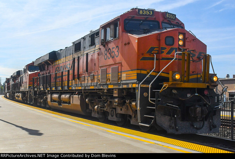 BNSF 8353